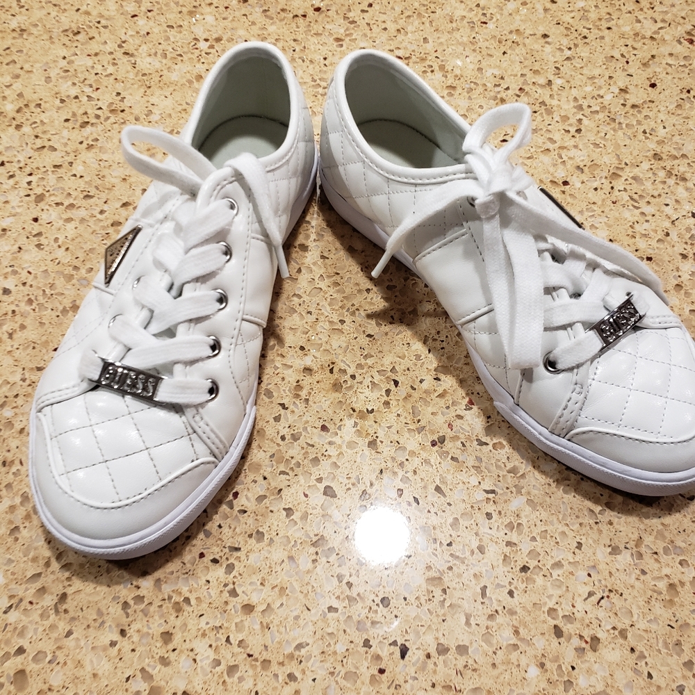 Guess Sneakers